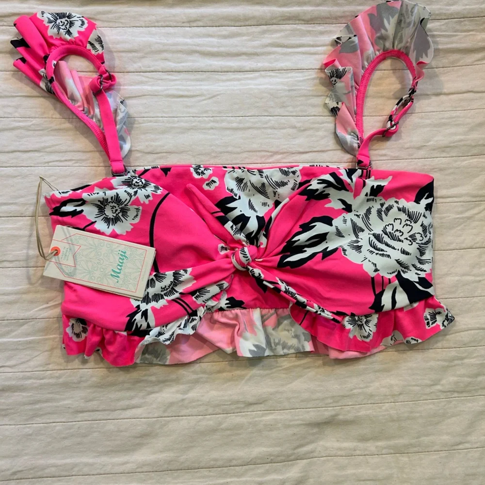 Swimsuit top - Picture 2 of 2